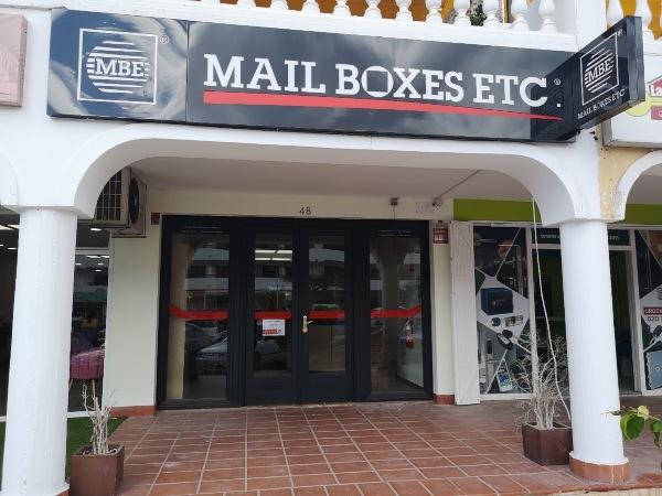 Mail Boxes Etc. inaugura nuevo centro en Tenerife